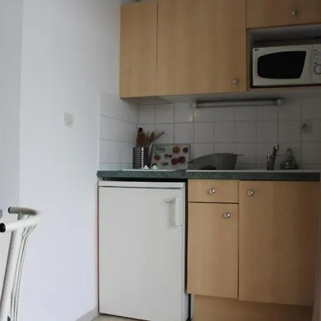 Lägenhet Studio 3 Personnes Appt Studio 2 Couchages La Rochelle. *