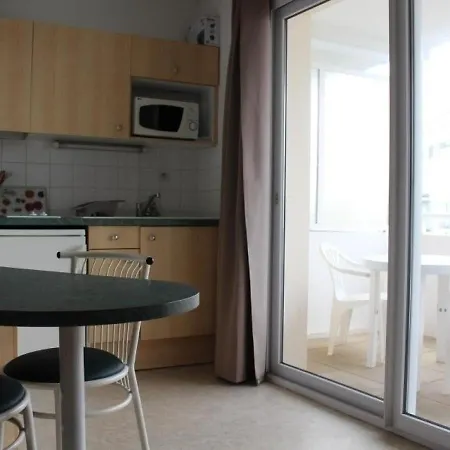 Studio 3 Personnes Appt Studio 2 Couchages La Rochelle. * La Rochelle (Charente-Maritime)