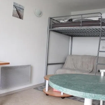 Studio 3 Personnes Appt Studio 2 Couchages La Rochelle. Lägenhet *